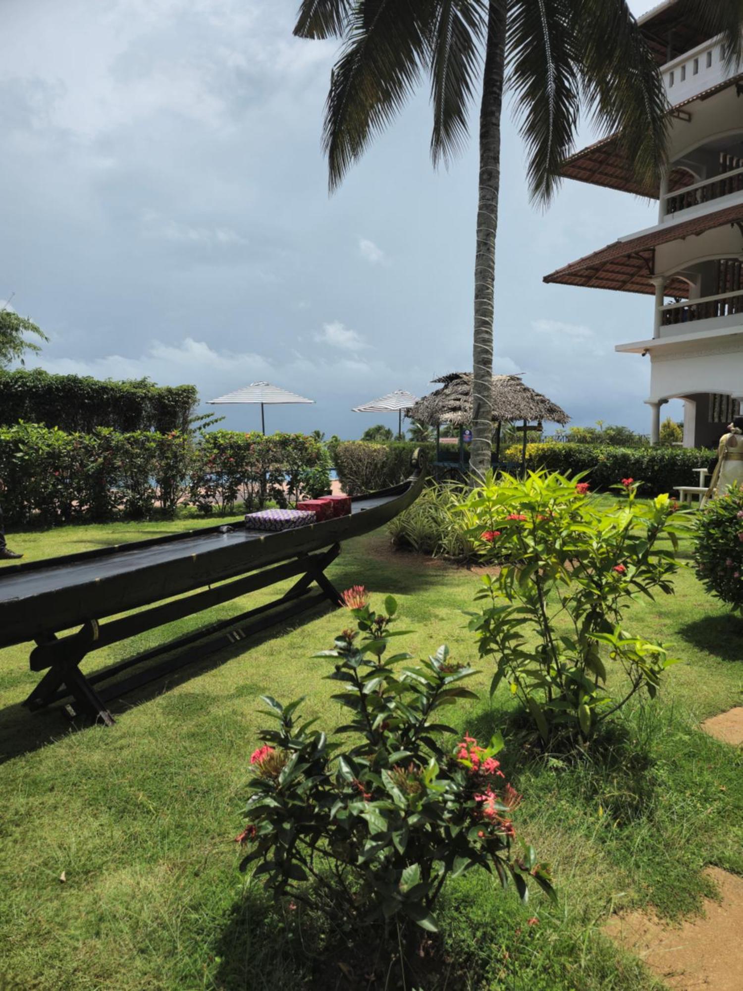 Aadisaktthi Leisure Resort, Kovalam Thiruvananthapuram Luaran gambar